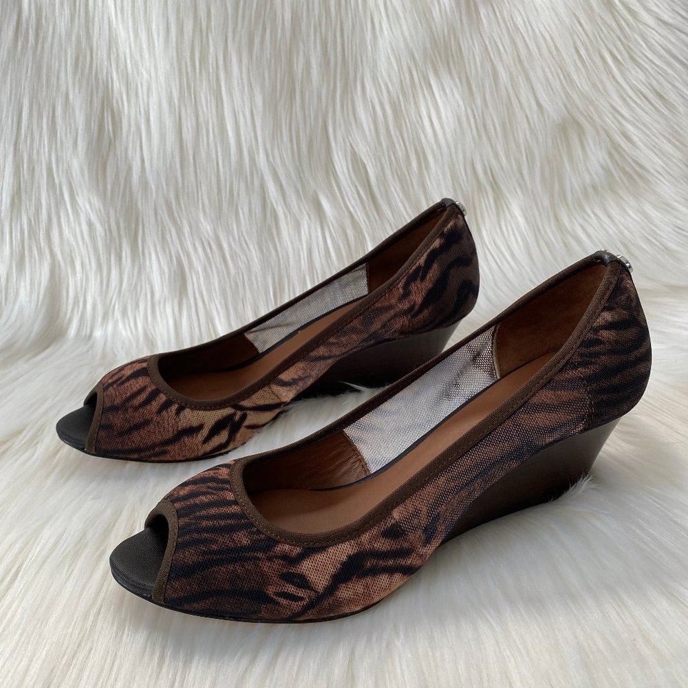 D Pliner "Molly" Animal Print Peep Wedge 7.5 NWT
